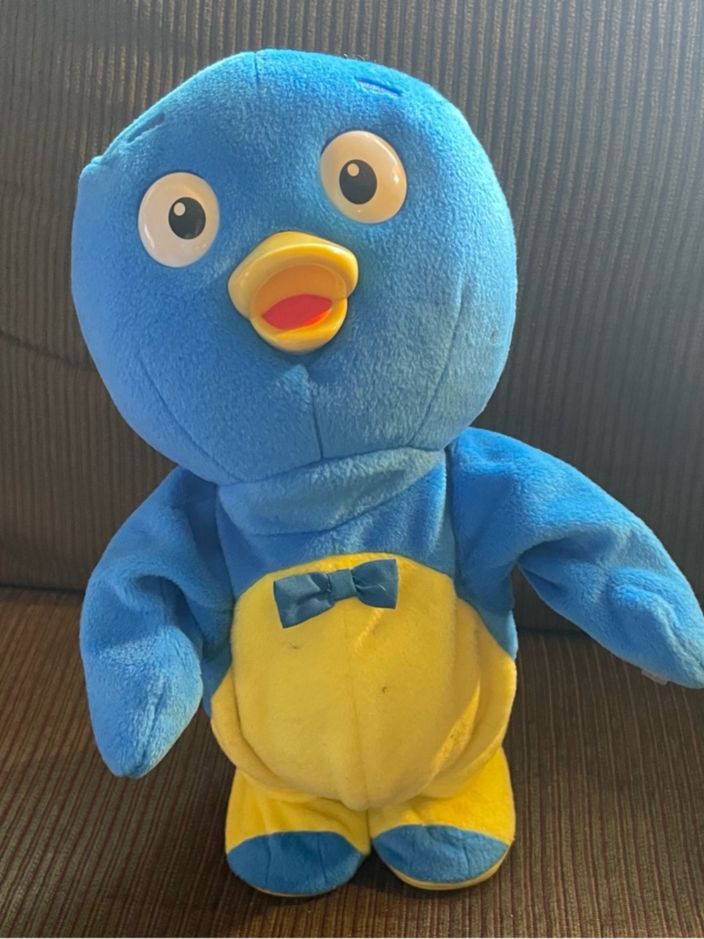 2005 Backyardigans Pablo Sing & Spin Fisher Price Dancing Plush Doll Works